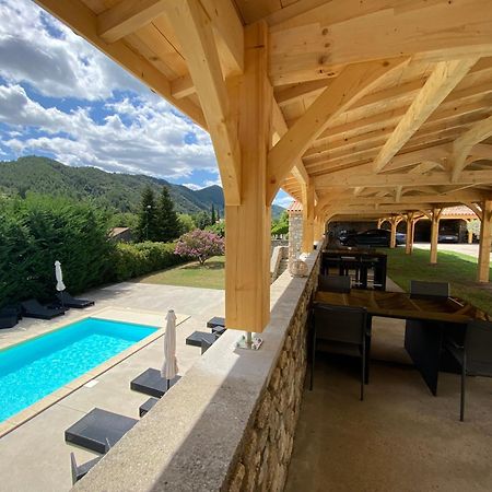 Bed and Breakfast Domaine Les Buis Saint-Fortunat-sur-Eyrieux Exteriér fotografie