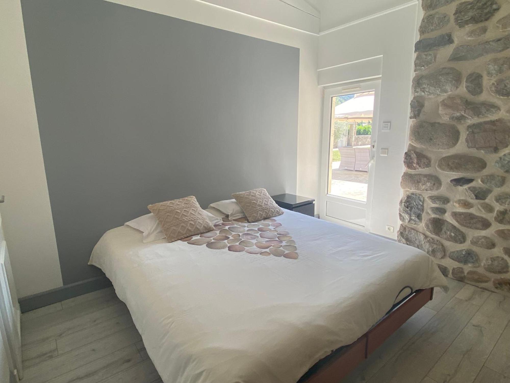 Bed and Breakfast Domaine Les Buis Saint-Fortunat-sur-Eyrieux Exteriér fotografie